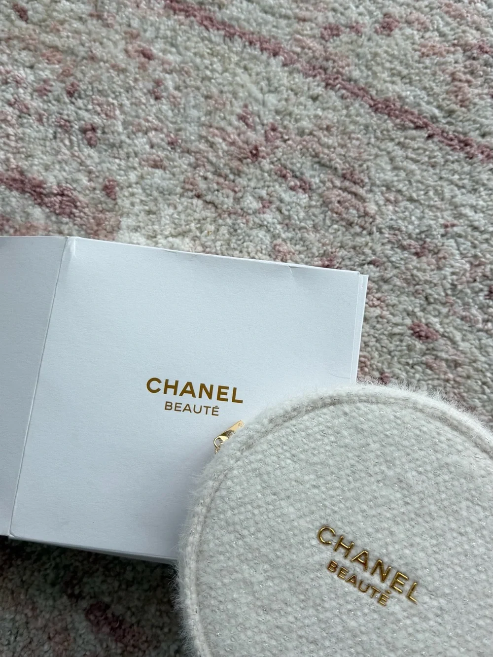 CHANEL White Cosmetic Case